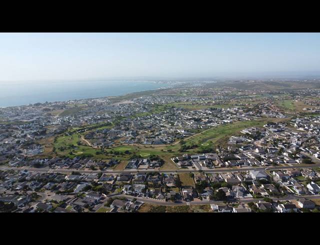 595M² VACANT LAND FOR SALE IN CALYPSO BEACH